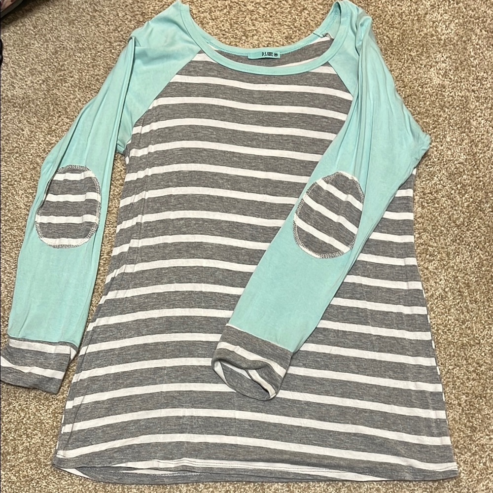 Turquoise and Gray Long Sleeve Boutique Tunic
